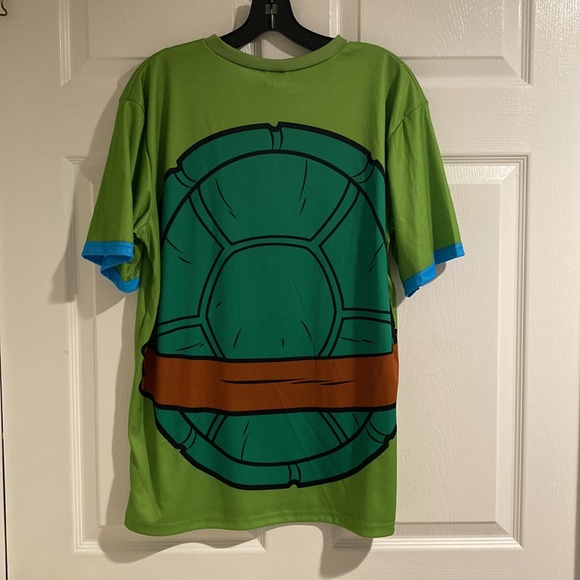 Halloween costume Ninja turtle shirt. Mens Size small - Picture 3 of 3